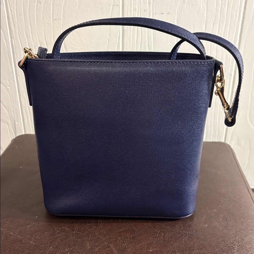 NWOT Dooney & Bourke Navy Blue Crossbody - Picture 2 of 11